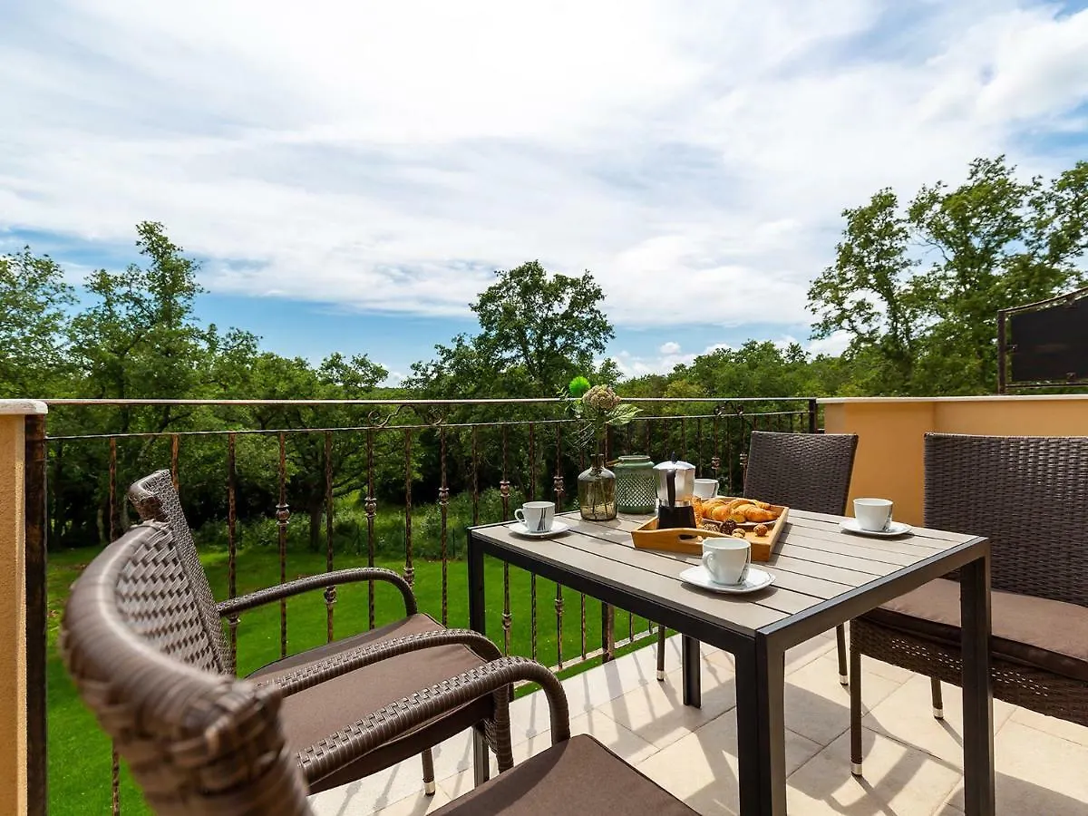 Apartments Gioia Porec 0*,