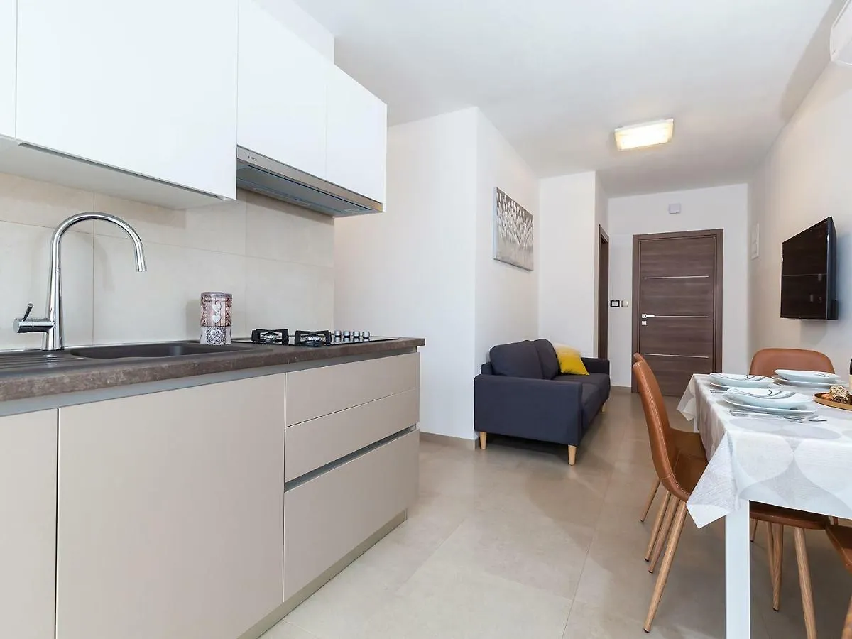 Apartments Gioia Porec