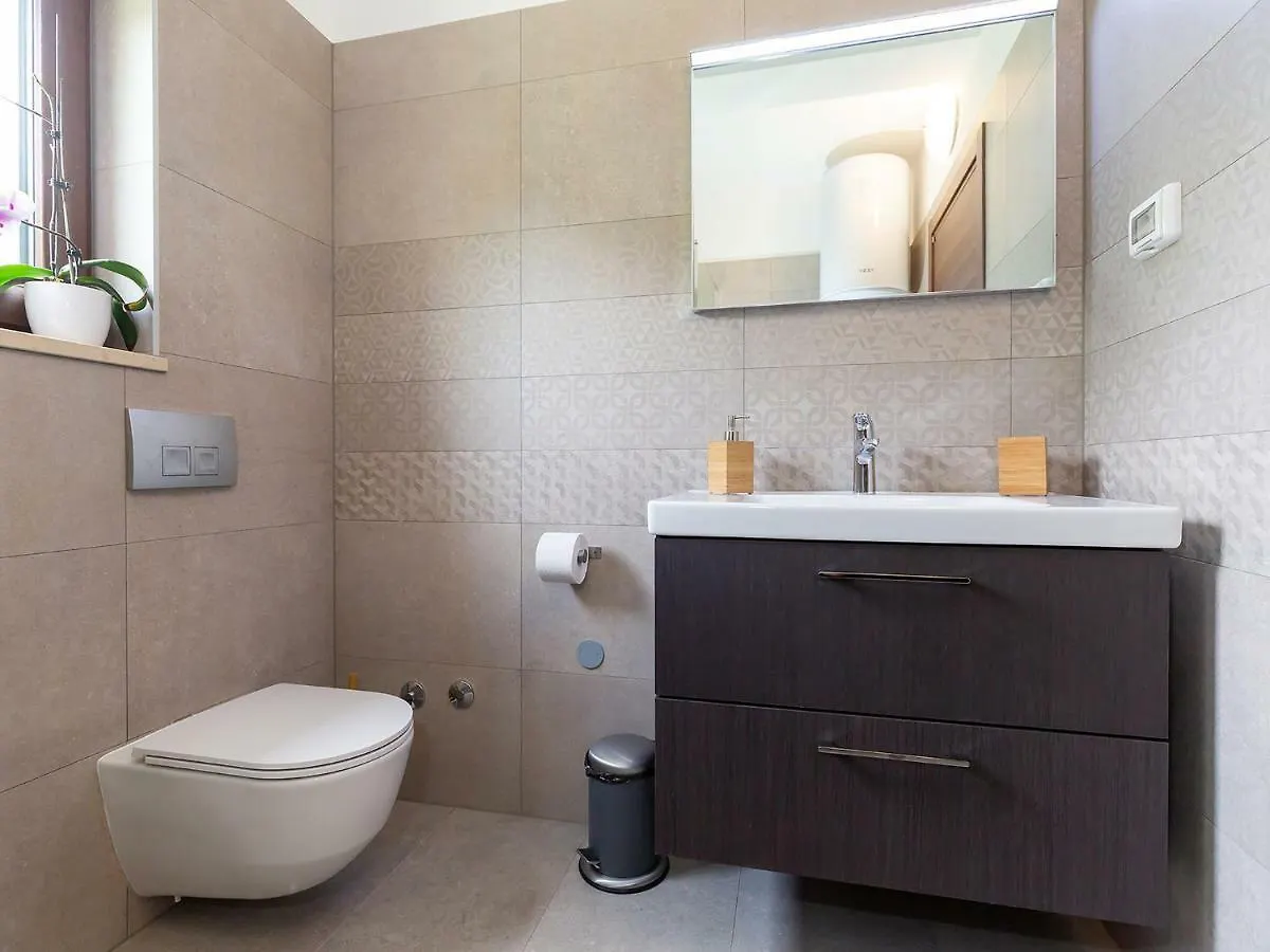 Apartments Gioia Porec 0*,  Croatia