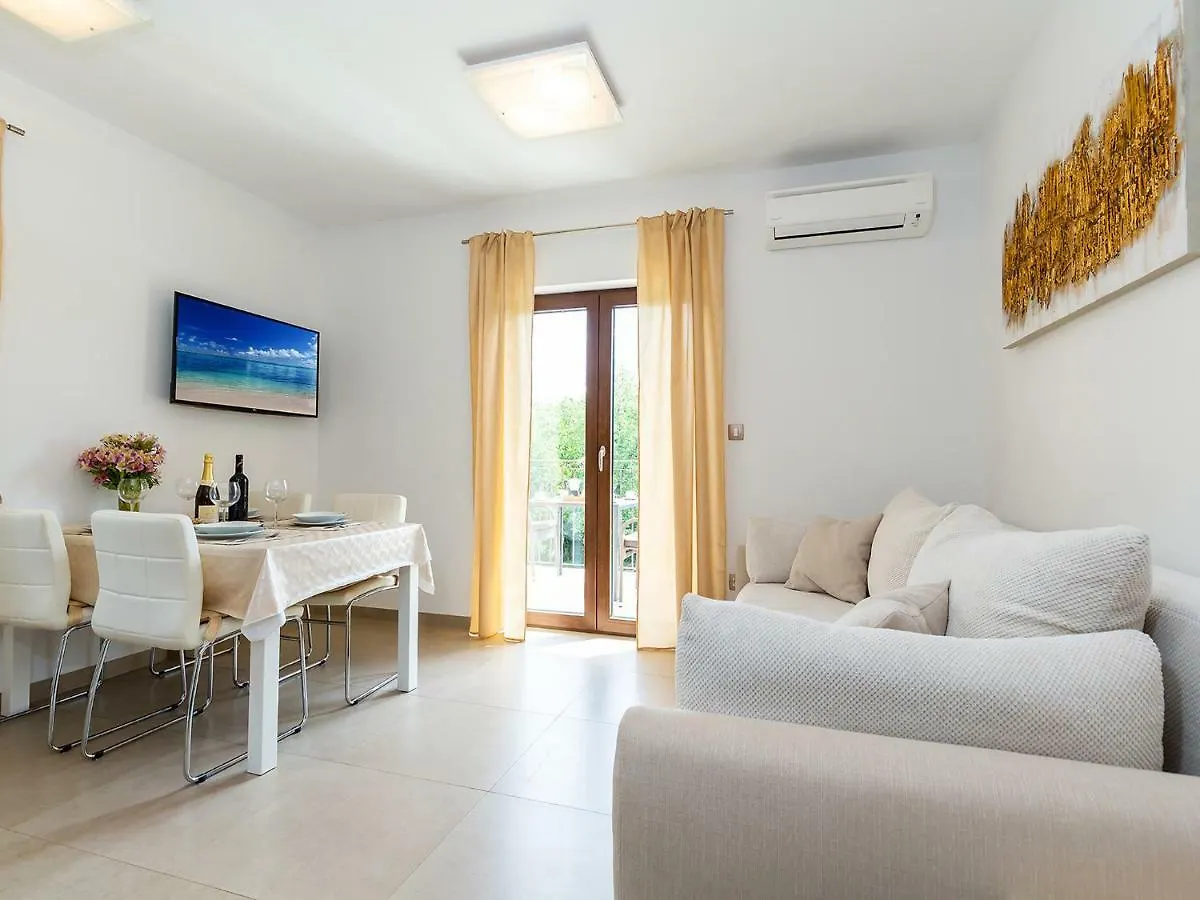 Apartments Gioia Porec Croatia